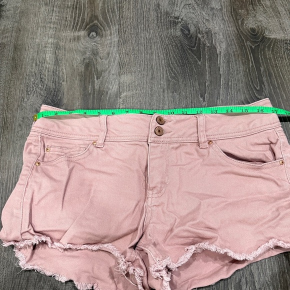 Refuge Light Pink Mid-rise Jean Shorts - Picture 6 of 8
